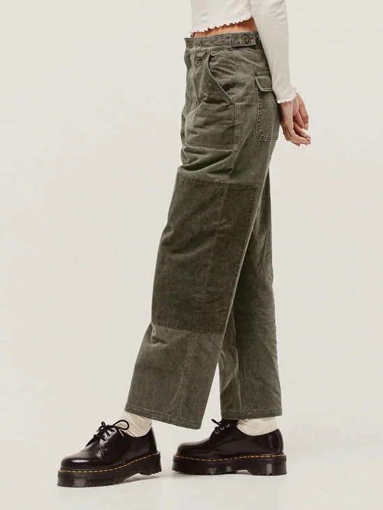 High-Rise Wide-Leg Patchwork Jeans in Olive Green - Picture 2 of 5